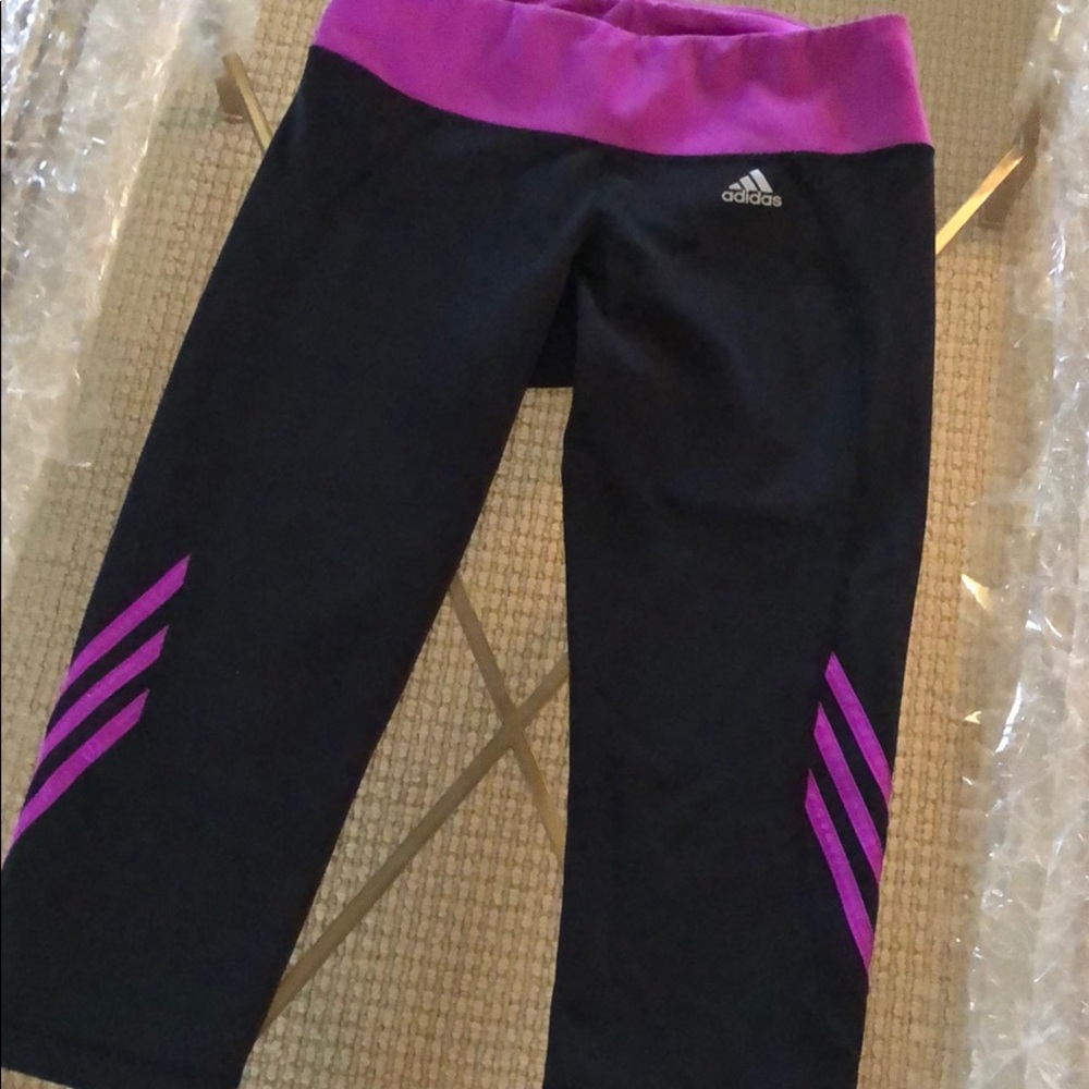 Adidas workout Capri leggings